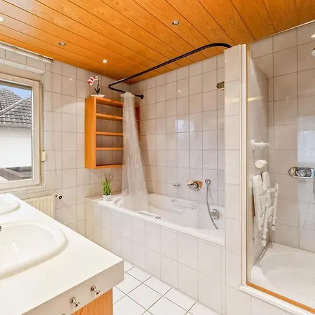 Apartment Of01 Grosse - 3 Schlafzimmer Mit 8 Einzelbetten - Ls Crewcomfort - Weitere Unterkuenfte Fuer Monteure Und Handwerker Verfuegbar Ofterdingen